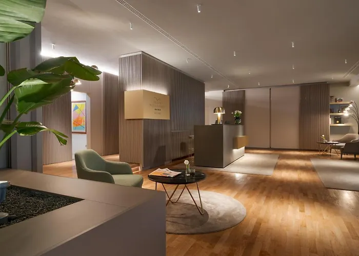 Romana Residence